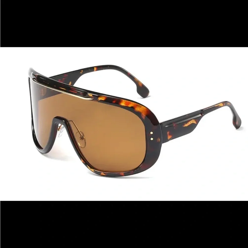 Unisex Shield Tort & Brown Sunglasses